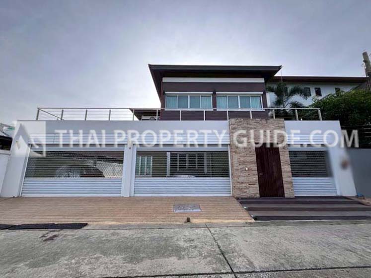 House in Sukhumvit